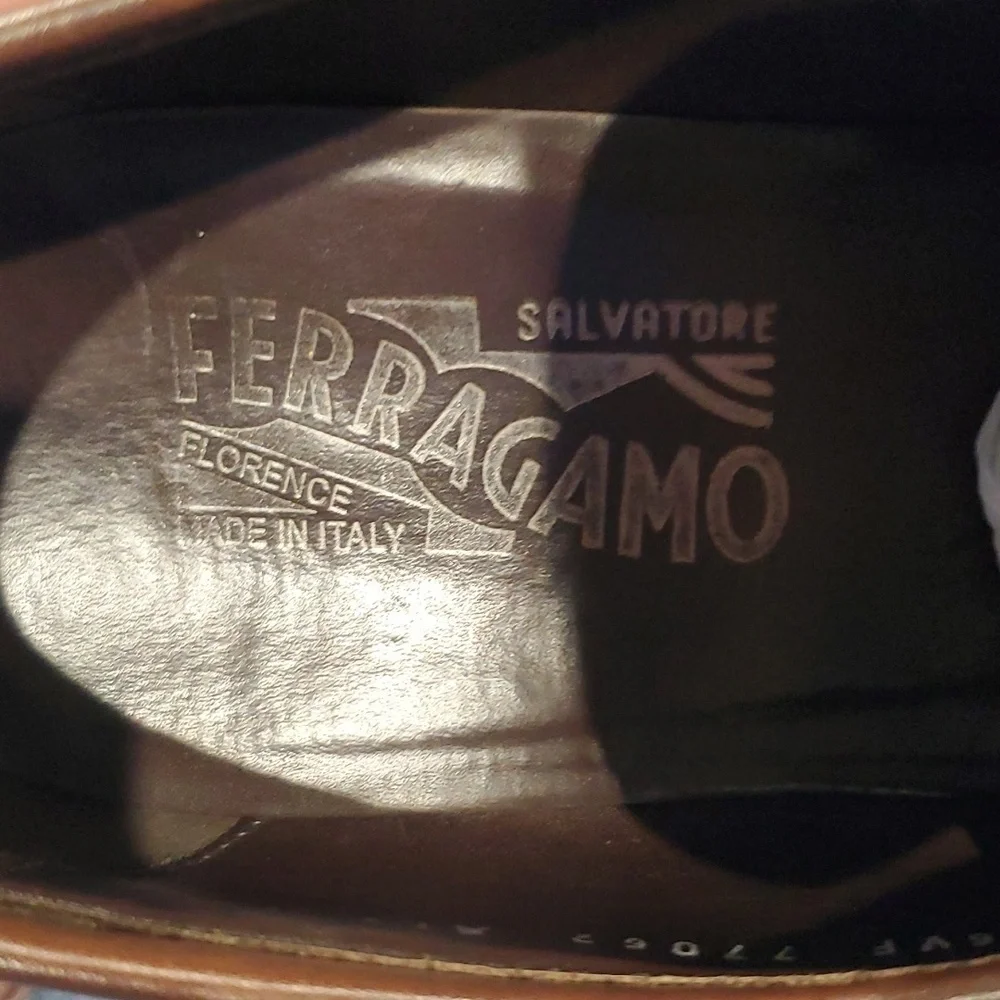 Salvatore Ferragamo brown vintage loafer